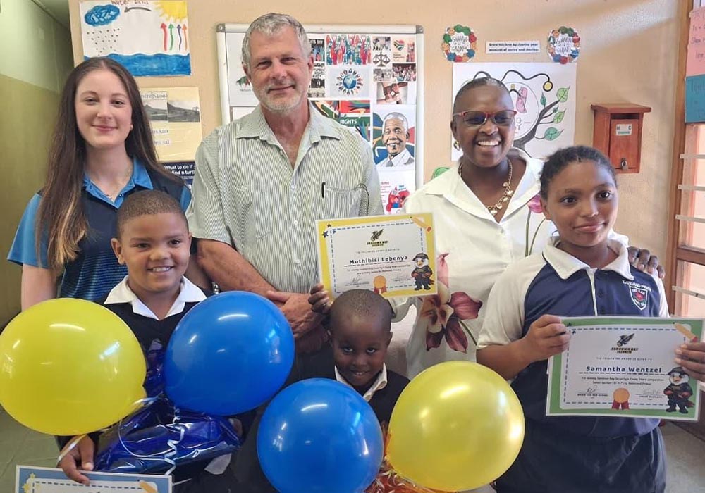 Group photo at Laerskool Kleinmond Primary